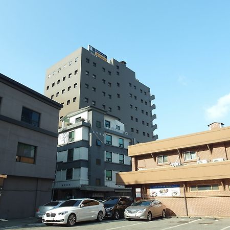 Hotel Road Myeongdong Seul Esterno foto