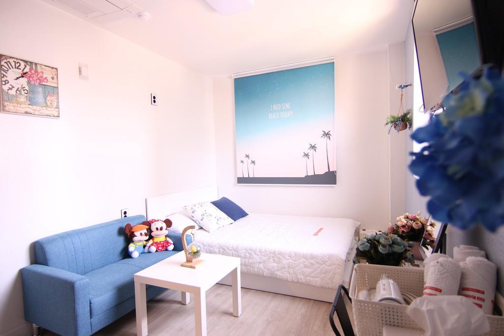 Hotel Road Myeongdong Seul Esterno foto