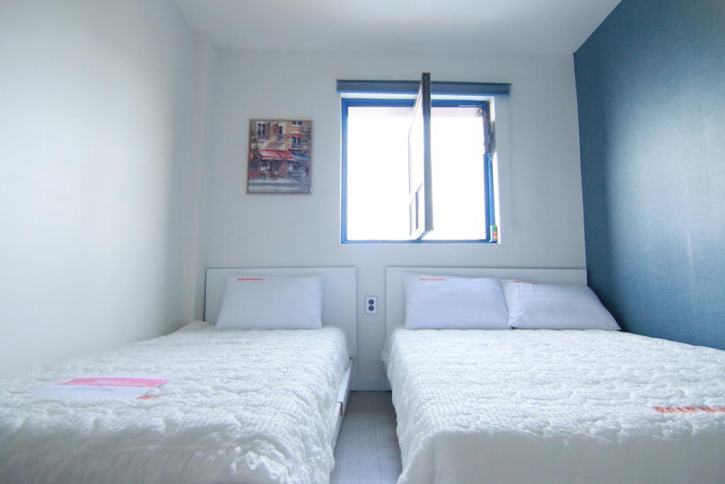 Hotel Road Myeongdong Seul Esterno foto