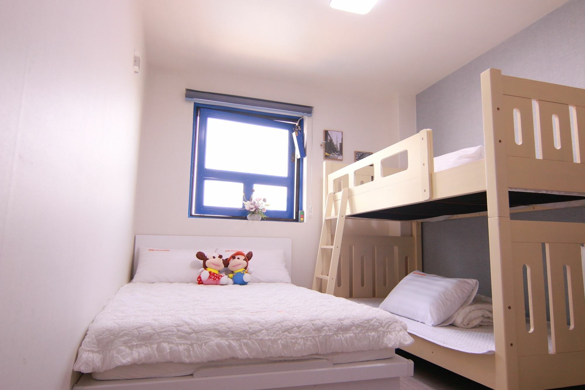 Hotel Road Myeongdong Seul Esterno foto
