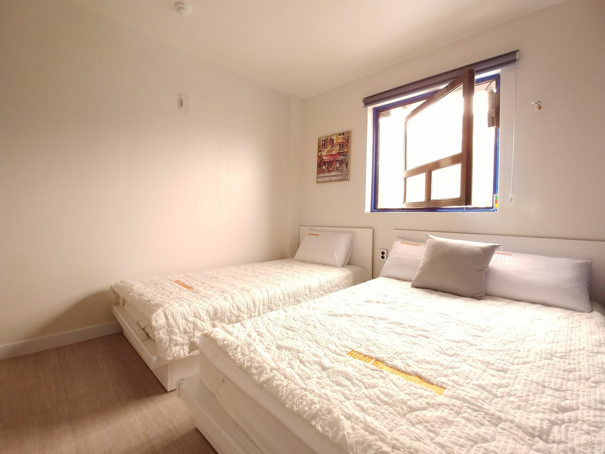 Hotel Road Myeongdong Seul Esterno foto