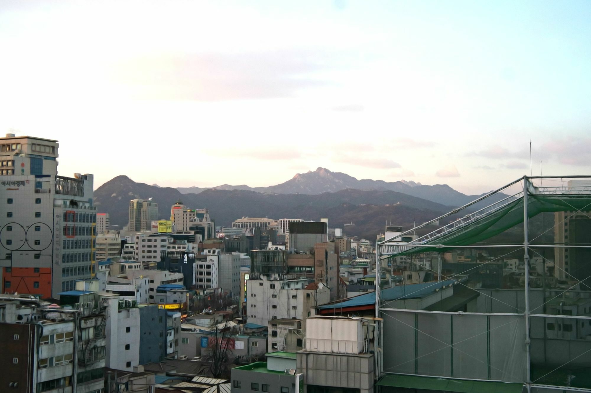 Hotel Road Myeongdong Seul Esterno foto