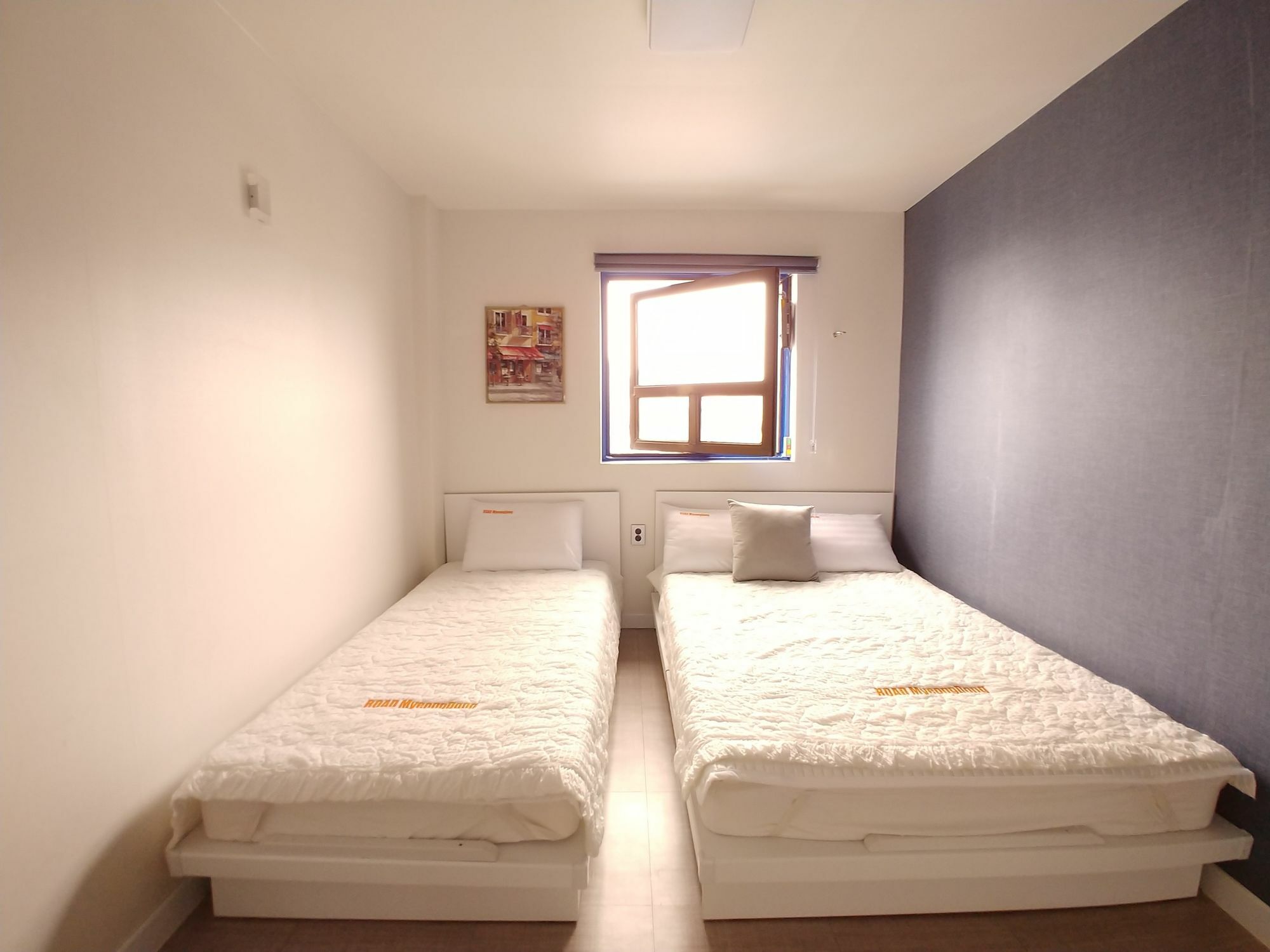 Hotel Road Myeongdong Seul Esterno foto